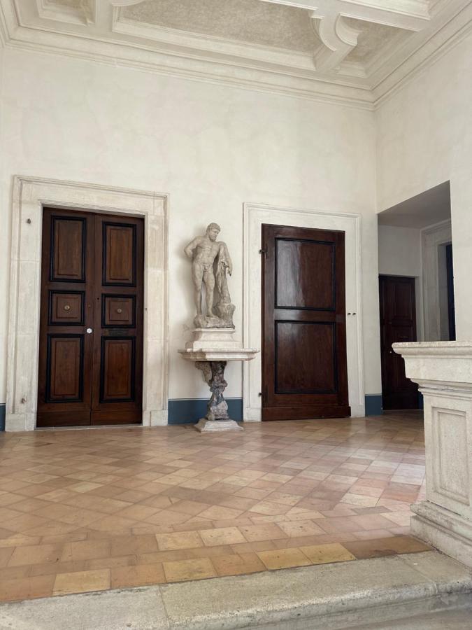 Casa Colonna - Suite Della Torre 拉奎拉 外观 照片